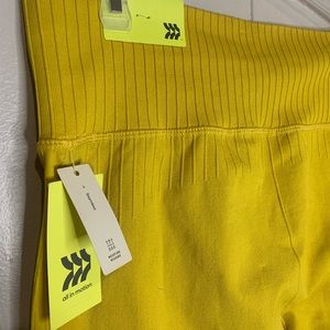 Yellow All In Motion Seamless Rib Leggings Size XL